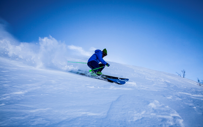 How to Train for Longer Slope Time While Skiing This Winter